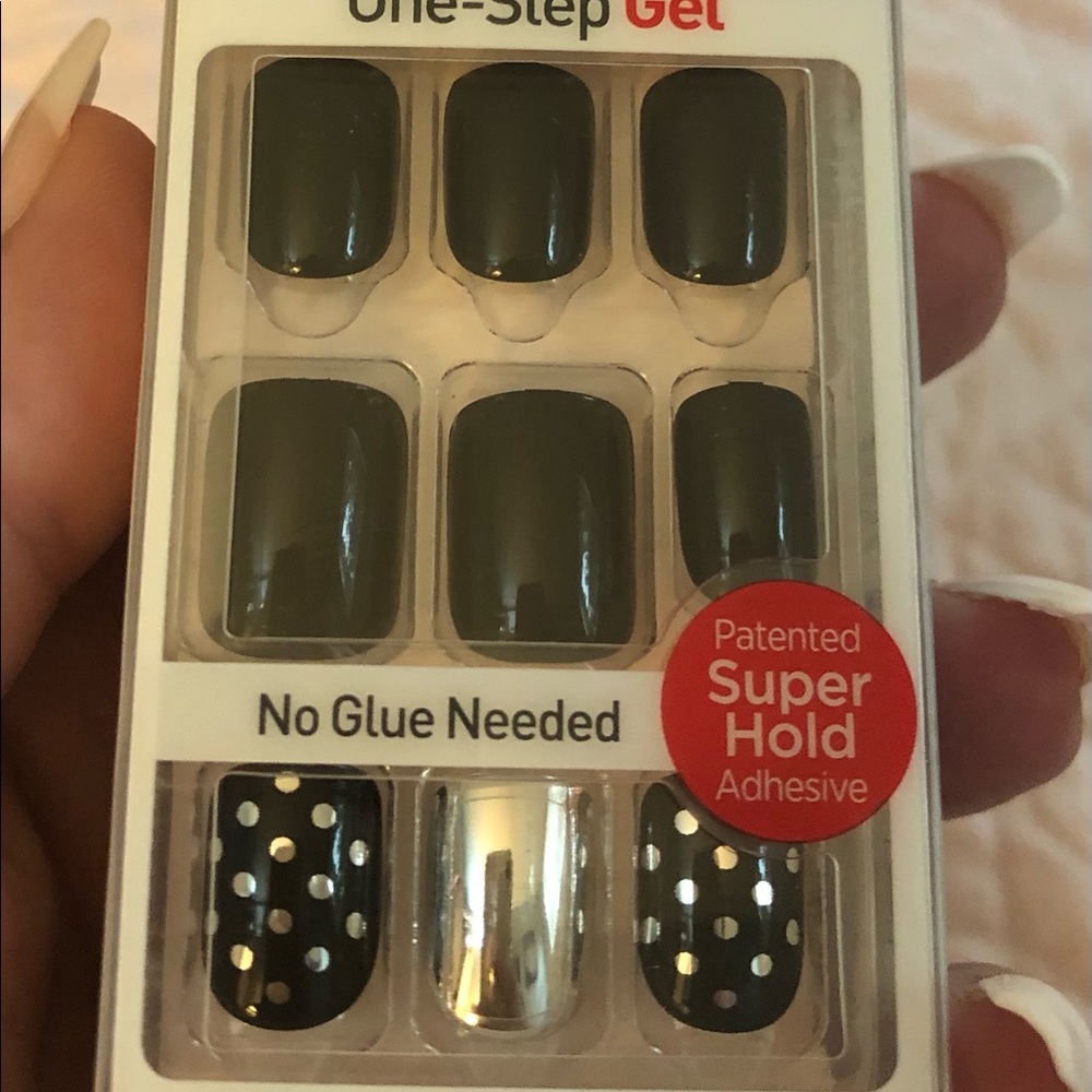 imPRESS Nails - Picture 2 of 5
